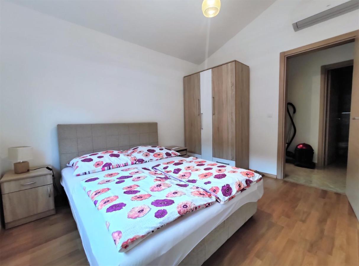 Pavlina Apartments בודווה מראה חיצוני תמונה